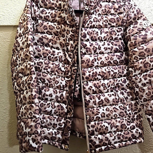 Trade or make offer on Bernardo leopard print puffer coat. - Picture 1 of 5